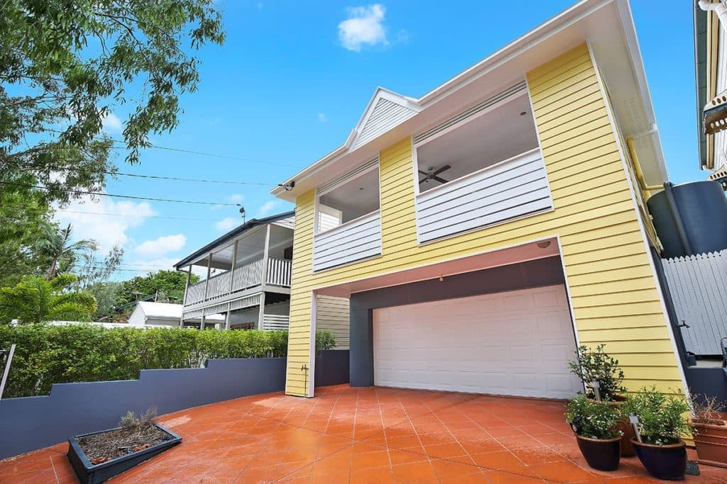 Dutton Street, Hawthorne, exterior painting by DHPainting