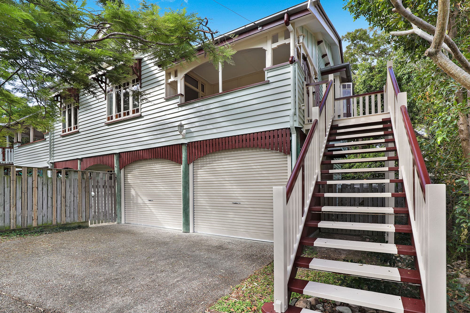 Pampling St, Camp Hill, exterior painting by DHPainting