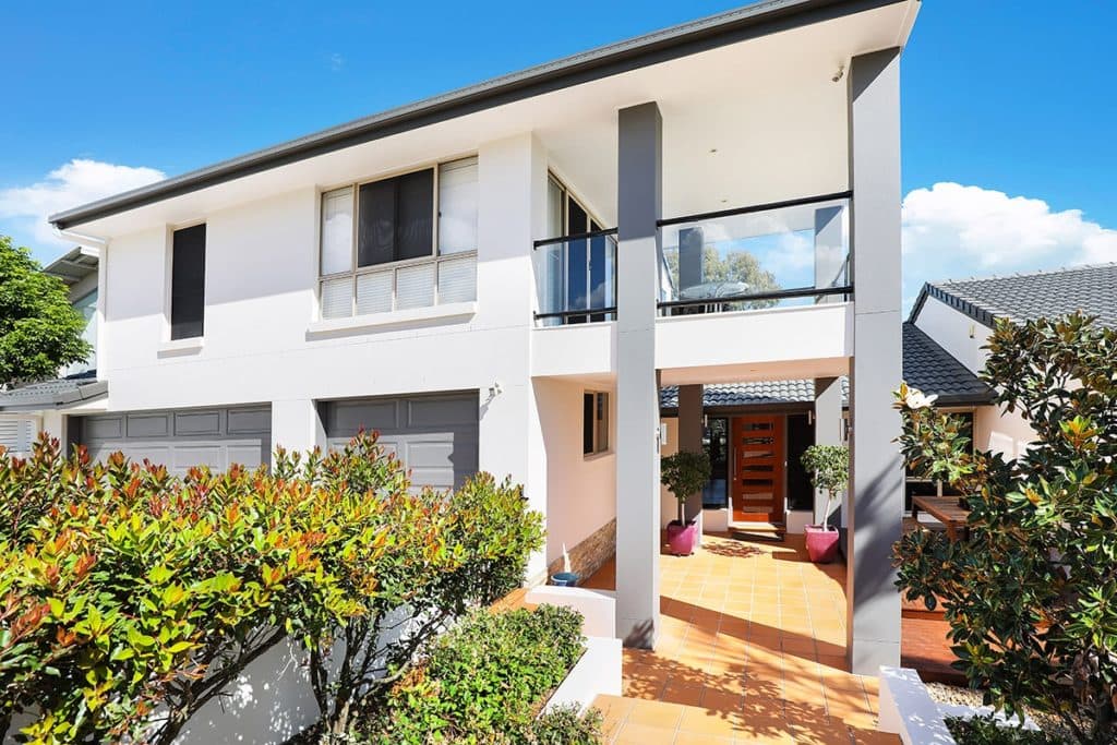 Panorama Pl, Mount Gravatt East, exterior painting by DHPainting