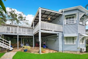 Parry Street, Bulimba