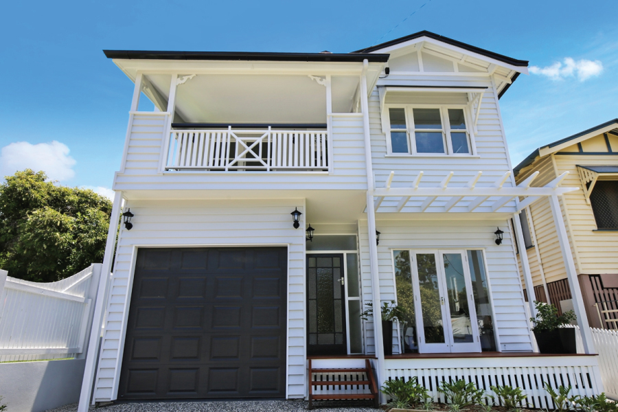 queenslander home in hamilton painted by DH Painting